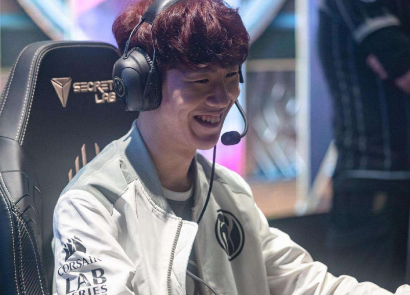 Angel：本赛季自己表现还挺好，可惜今天没带队伍赢下这场比赛