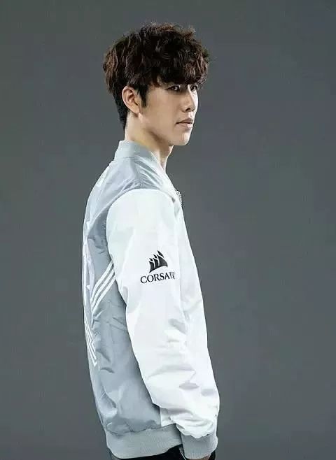 无锡JXG遗憾止步2025王者荣耀挑战者杯四分之一决赛